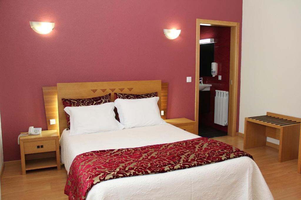 Hotel Chale Paredes Ruang foto