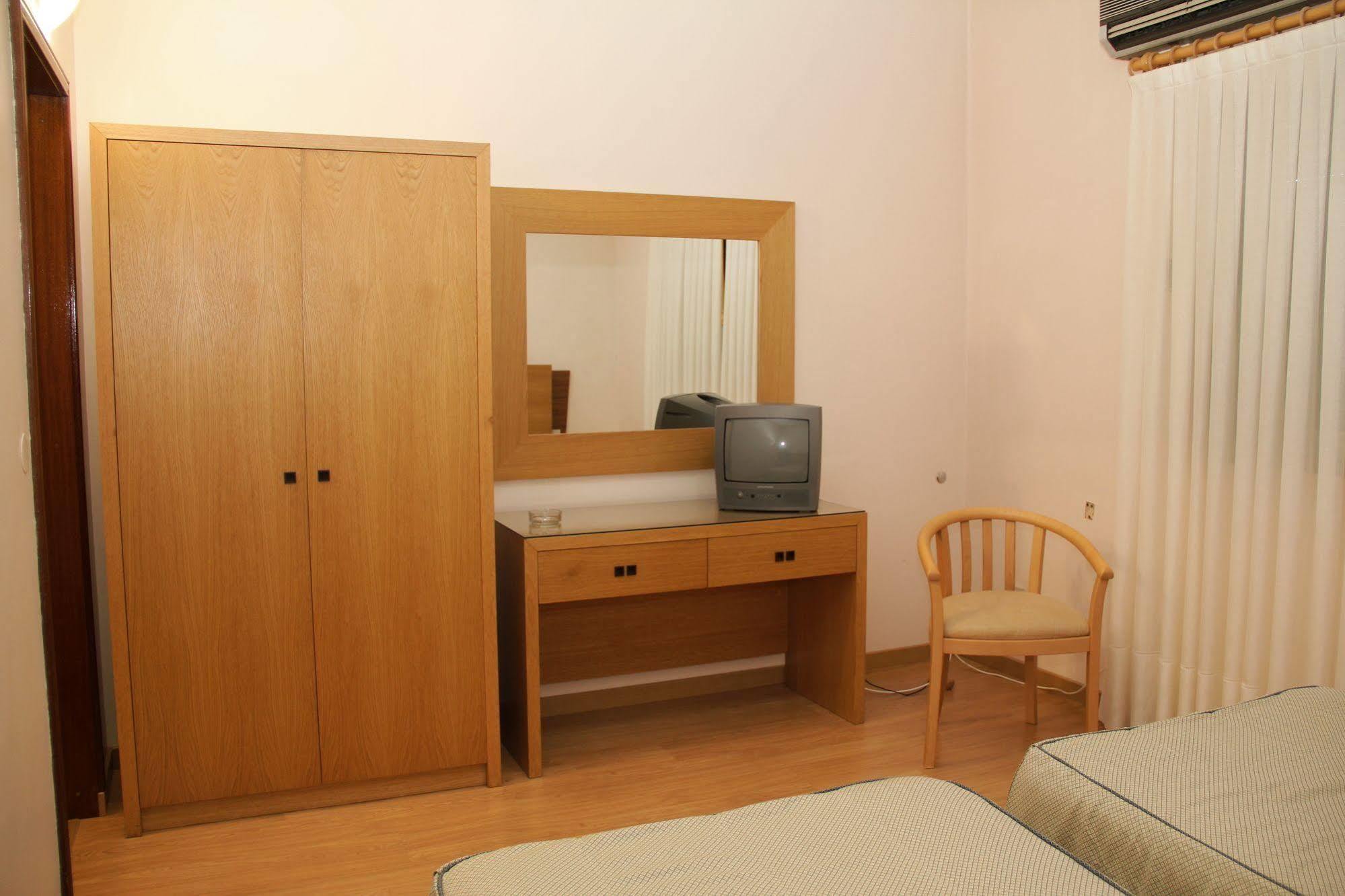 Hotel Chale Paredes Bagian luar foto