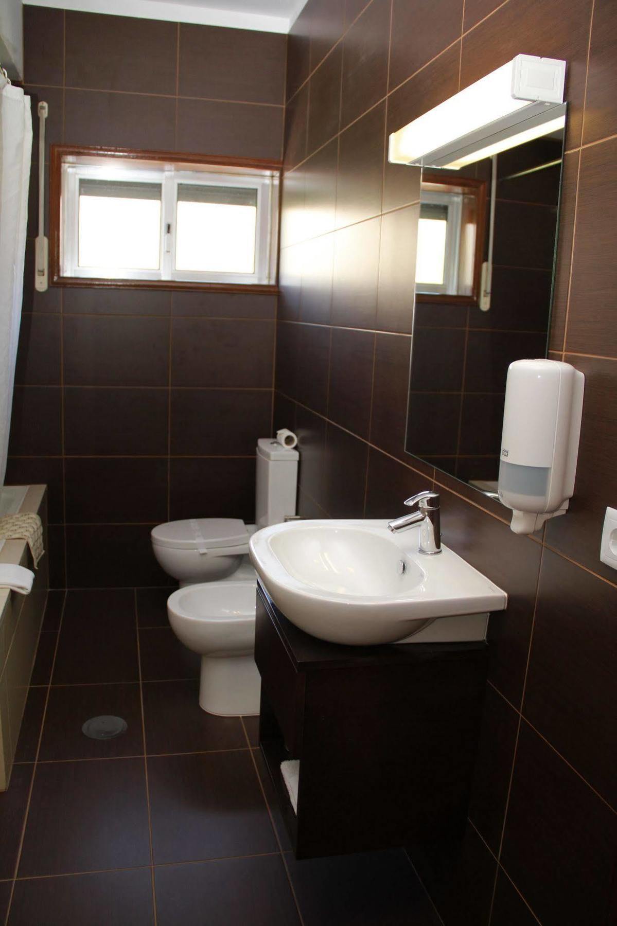 Hotel Chale Paredes Bagian luar foto