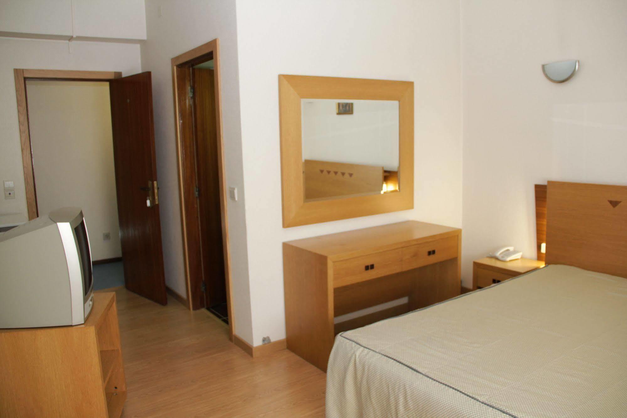 Hotel Chale Paredes Bagian luar foto